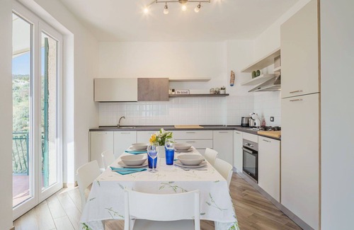 Moneglia House | Beautiful private villa for 6 guests with A/C, WIFI, TV, patio and pets allowed