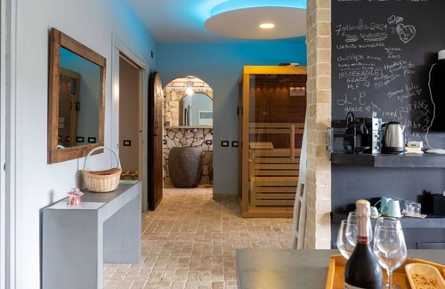 Mazzano Romano Villa | Beautiful private villa for 6 people with WIFI, hot tub, pool, A/C and TV