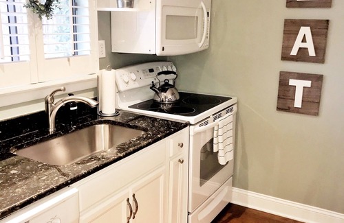 Pinehurst Condo | Beautiful, renovated ,clean 2BD,2BA condo in Pinehurst, Pool, Wifi , Cable etc