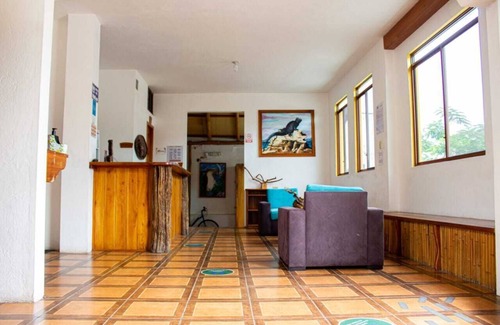 Bahia de la Academia Apartment | Beautiful rooms with ocean view in Galàpagos VerdeAzul