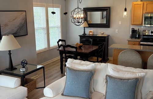 St. James Condo | Beautiful Southport, Golf Frontage & Oak Island Beach club .New Quartz counters