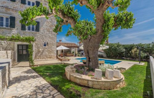 Dracevac Villa | Beautiful Stone House - Villa Parentium with Private Pool