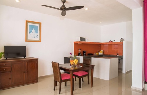 Centro - Supmza 001 Hotel | Beautiful suite w/ocean view balcony