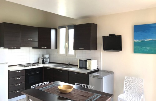 Lozari Apartment | Beautiful T3, Walking distance to the beach, Terrace, Pool, Parking, Air conditioning - T3 Lozarinette