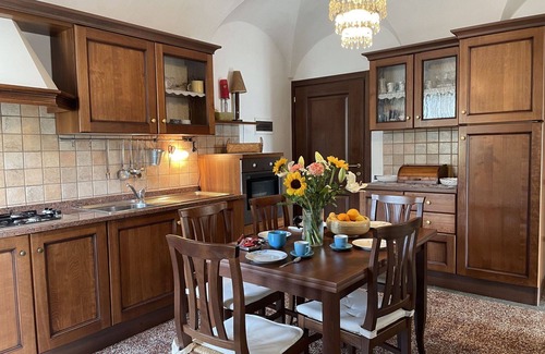 Torrazza House | Beautiful villa for 5 people with WIFI, terrace, pets allowed and panoramic view