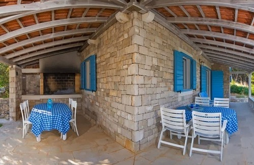 Postira Villa | Beautiful Villa Lovrečina