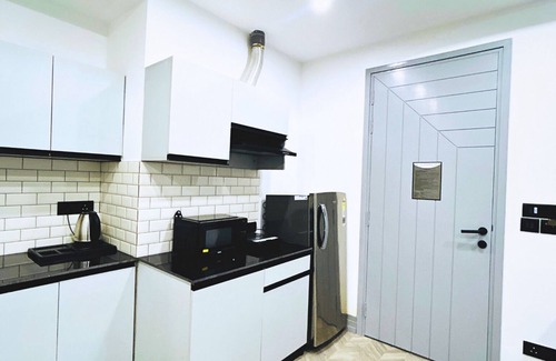Sushant Lok Apartment | BedChambers Serviced Apartment, Golf Course, Gurgaon