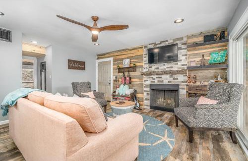 Sugar Mountain Apartment | Bee Branch 05