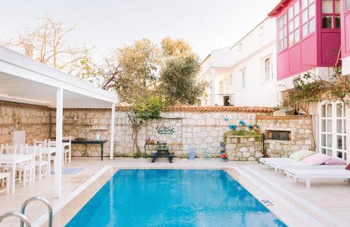 Alacati Hotel | Begonvil by Aliki