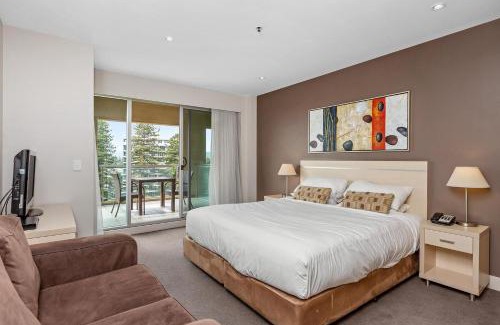 Glenelg Apartment | Belle Escapes - Glenelg Seaside Family Stay