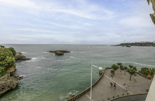 Biarritz City Centre Apartment | Bellevue Plage 165.3