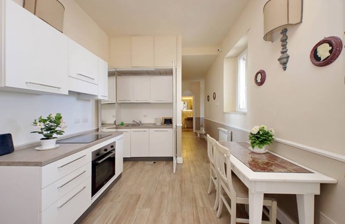 Celio Bed & Breakfast | Bellezza al Colosseo B&B and Apartments