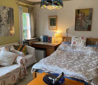 Glastonbury House | Bellhay Orchard