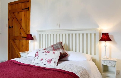 Llandegla House | Bellringers Cottage, Llandegla