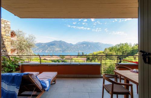 Menaggio Apartment | Belsit - by MyHomeInComo