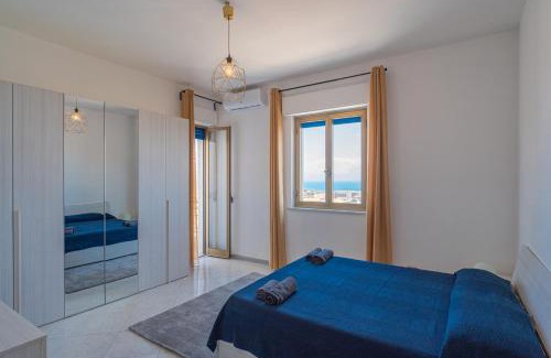 Coste Apartment | Belvedere dell Etna - Ampio Appartamento con vista Mare e Taormina