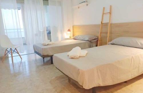 Benidorm Apartment | Benidorm Carolina Beach & Pool