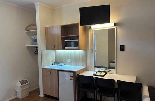 Coffs Harbour Hotel | Bentleigh Motor Inn - Under New Management