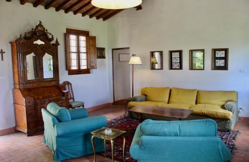 San Casciano in Val di Pesa Apartment | Berentano Apartment with Patio and pool table