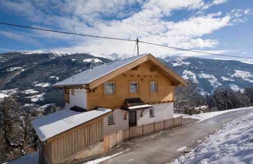 Aschau Im Zillertal House | Bergchalet Emberg mit Sauna