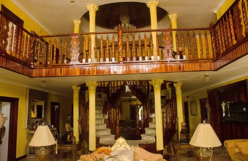 IronShore Estates Bed & Breakfast | Bertrann Bed & Breakfast