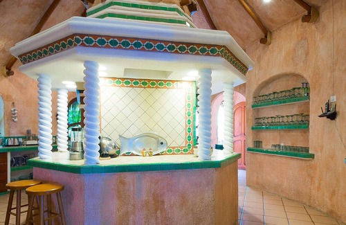 Cabo San Lucas Villa | Best Beachfront Resort Perfect for All Occasions