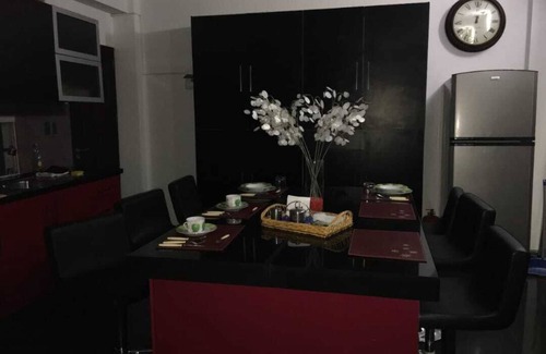 Cochabamba Apartment | Best View in the City. Lovely 2-bedroom apartment with WiFi in Cochabamba