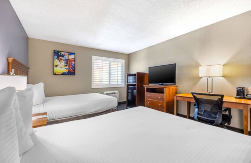 Paradise Hotel | Best Western McCarran Inn