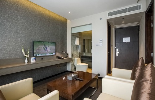 Uttara Hotel | Best Western Plus Maple Leaf