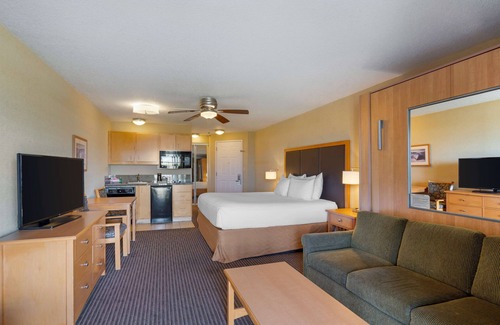 Seaside Hotel | Best Western Plus Ocean View Resort