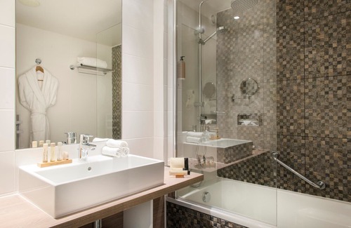 Saclay Hotel | Best Western Plus Paris Saclay
