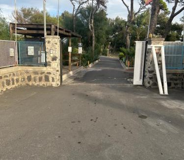 Contrada Pantano d'Arci Hostel | Beteyà Hostel Don Bosco