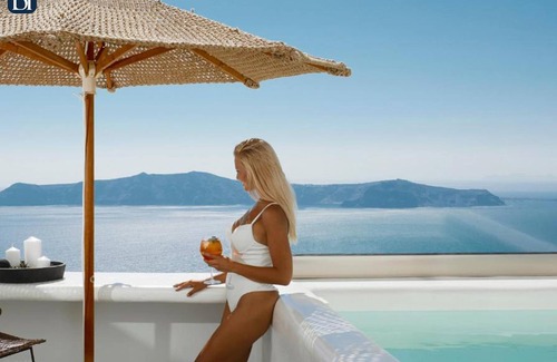 Fira Apartment | BH547 - C - Suite Santorini