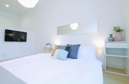 Hiroshima City Centre Apartment | bHOTEL Ball Park - Apt 2mins to Baseball 5mins to Hiroshima Sta