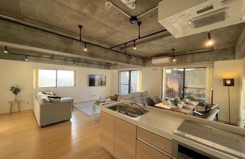 Hiroshima City Centre Apartment | bHOTEL M's lea - Spacious Family apartment next to Peace Park