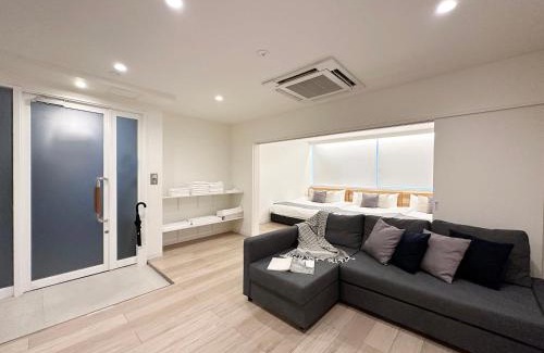 Hiroshima City Centre Apartment | bHOTEL Nikke - Spacious Apt for 12Ppl Very Good Location