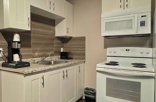 Algoma District Hotel | Big Bird Inn Wawa, SureStay Collection by Best Western