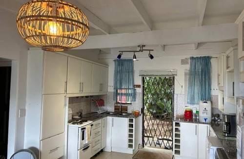 Port Edward House | Big Fish Seaside Cottage, Sleeps 10 Guests in 5 Bedrooms