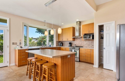 Bluffs House | Big Island Awamoa Hale 3 Bedroom Home