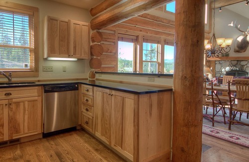 Powder Ridge Cabin | Big Sky Vacation Rentals: PR Rosebud 13