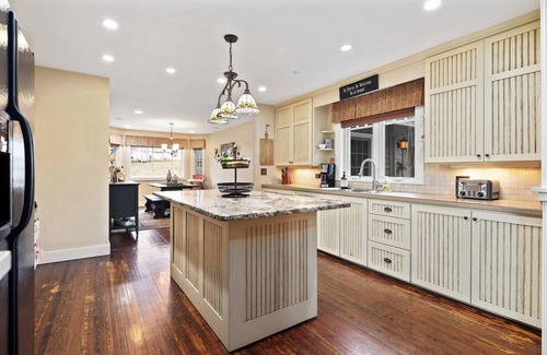 Bigfork House | Bigfork’s Best Vacation Home for Families! - Where Family Fun Meets Relaxation!