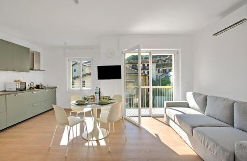 Arco Apartment | Bike & River Apartments with Mountain View