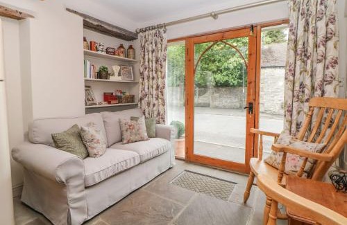Tideswell House | Billy Whiskey's