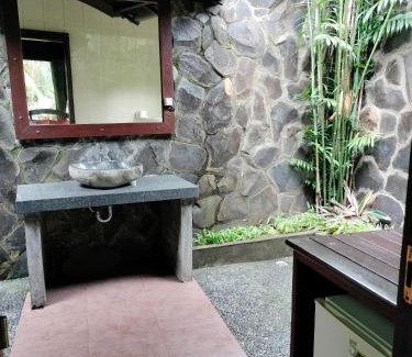 Munduk Hotel | BINTANG MUNDUK