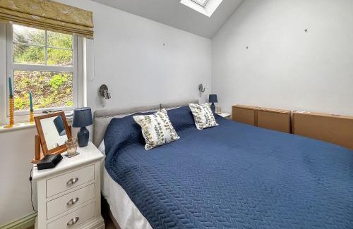 Castle Douglas House | Bird's Nest