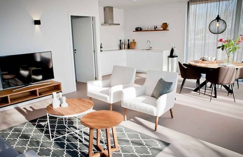 Den Hout House | Birdie 4p - Two Bedroom Villa, Sleeps 4