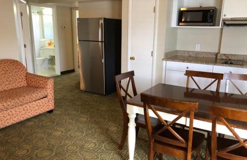Wildwood Crest Hotel | Biscayne Family Resort