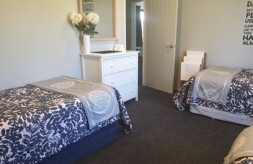 Hokitika House | Blackhouse Guesthouse