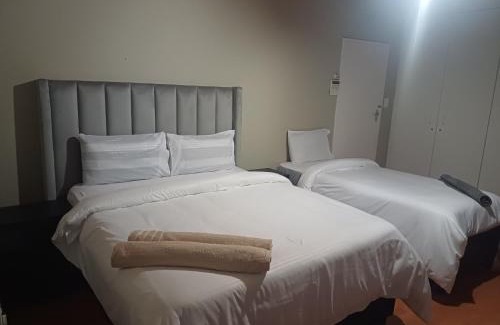 Three Rivers House | Blackwood guest house