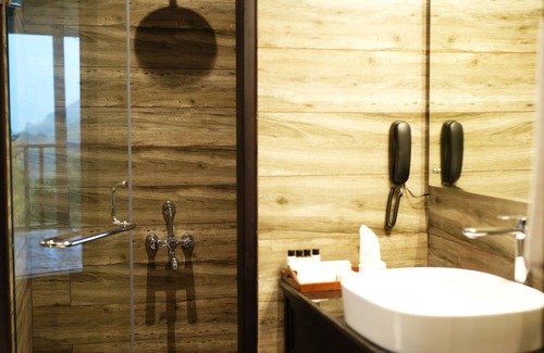 Pirmed Resort | Blanket Days Resort and Spa